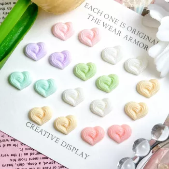60PCS Luminous Cream Heart Nail Charms (3D Peach)